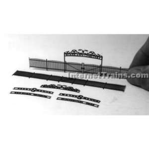   Medal Models N Scale Spike Tipped Wrought Iron Fence Toys & Games