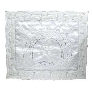 Cloth Shabbat Challah Cover with Lace Trim and Jerusalem Arch in White