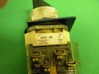 Allen Bradley 800T H2 Selector Switch with 2 Contacts  