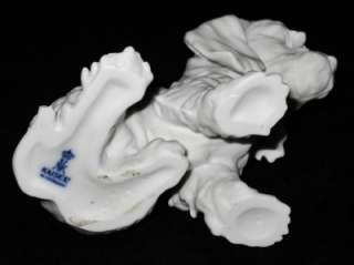 AK Kaiser Porcelain Figurine, #676 Alsation Dog, Puppy, White Bisque 