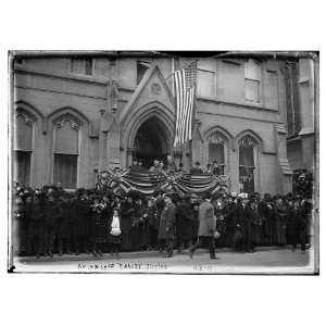  Archbishop Farley,crowd,at Bonner funeral,New York