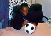 Pele signed soccer ball full letter cert picture proof  