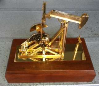Vintage Working Desktop Oil Well Drilling Rig Pump Model Collectible 