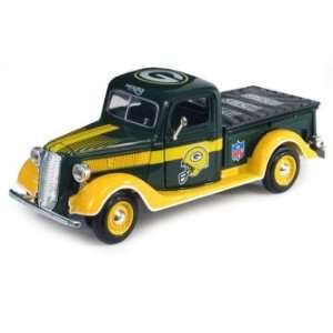  UD NFL 37 Ford Pick up Truck Green Bay Packers Sports 