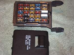 91 92 93 CADILLAC DEVILLE DASH FUSE BOX WITH FUSES  