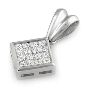  Square pendant filled with princess cut cut diamonds I Do 