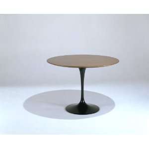  Knoll Saarinen Large 54 Inch Round Dining Table