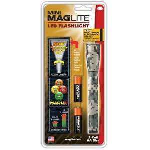  Mag Maglite 2 AA Digital Camo LED with Holster
