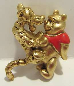 DISNEY GOLDTONE WINNIE THE POOH & TIGGER BROOCH / PIN  