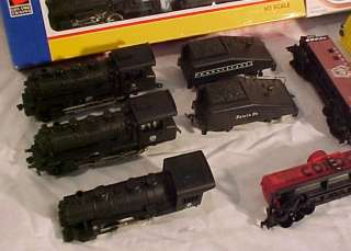 life like ho train set 4 locomotives & cars track & transformer  