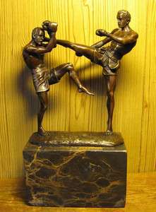 CHRISTMAS GIFT   MUAY THAI BOXING BRONZE WITH MARBLE STATUE  