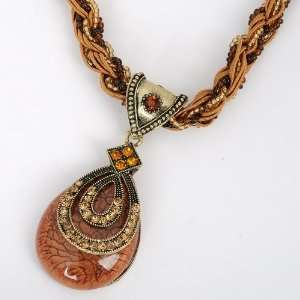   Beige crystal Brown Gem Stone Teardrop Pendant Chain Necklace Jewelry