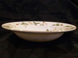 Wedgwood Wild Strawberry 8 Rimmed Soup bowls R4406  