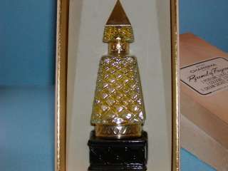 Avon CHARISMA Pyramid of Fragrance with Mini Perfume  