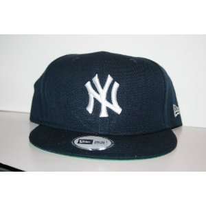  New York Yankees Navy Vintage Snapback Replica Hat 