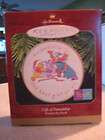 Hallmark Winnie The Pooh   Gift Of Friendship 1997 ornament   MIB