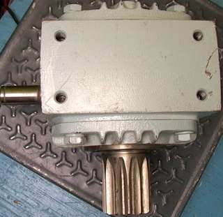 601 Right Angle Gearbox Pinion Spline Drive Worm gear  