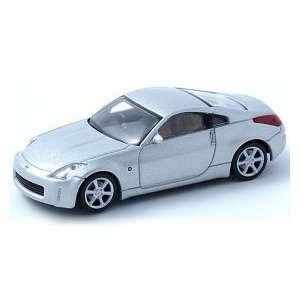  Nissan Fairlady Z Coupe Silver 164 Scale Diecast Car 