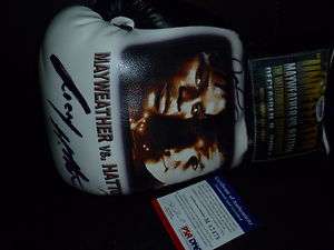   Mayweather Signed Boxing Glove with RIcky Hatton PSA/DNA Super Rare