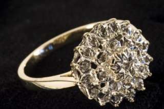 FANTASTIC 9ct SOLID GOLD (25) NATURAL VS DIAMOND CLUSTER RING SIZE P 