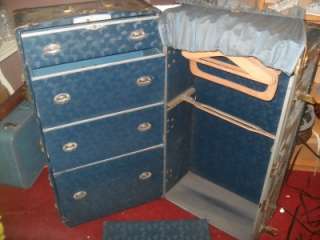   complete Vintage steamer trunk MENDEL TRUNX drawers, hangers, ect