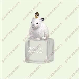  Ice Block Buddies   2005 Bunny Miniature Ornament Hallmark 