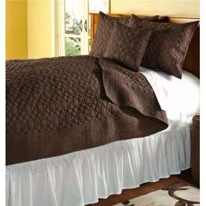  Silhouette Quilted Bedding Set