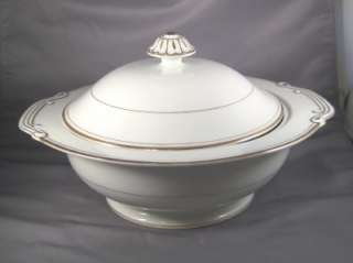 Craftsman China Heritage? Covered Vegetable White/Gold  