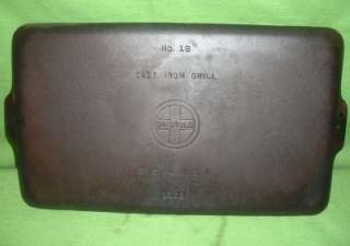 Vintage Griswold No. 18 Cast Iron Grill Griddle P/N 1108 Clean Sits 