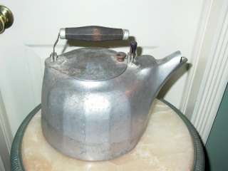 Griswold 6QT Colonial Safety Fill 1913 Tea Kettle  