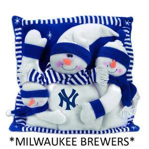  18 MLB Milwaukee Brewers Square Shape Snowman Pillow 