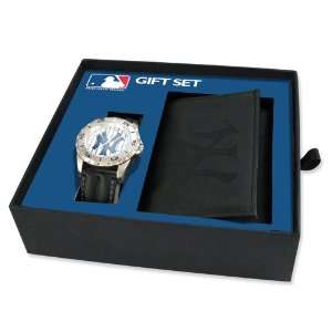  Mens MLB New York Yankees Watch & Wallet Set Jewelry