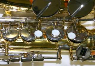 Vito Alto Saxophone in Hard Case 87143 1  