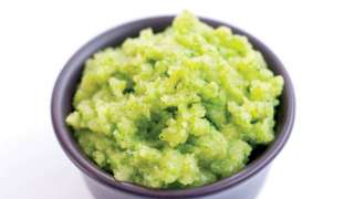 Swede and broccoli purée   A healthy and nutritious weaning idea