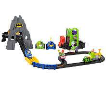 Fisher Price DC Super Friends GeoTrax Playset   Batcave   Fisher 