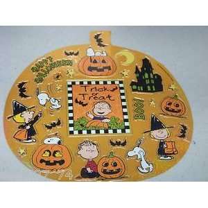   Peanuts Gang w Snoopy Jack o Lantern Halloween Stickers Toys & Games