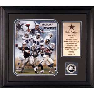  Dallas Cowboys Framed 2004 NFL Team Photograph with Team 
