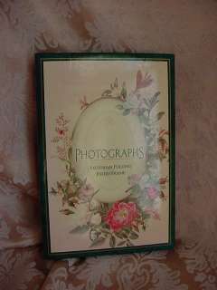 Victorian Style Expanding Photograph Photo Album HC  