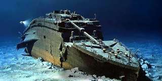 Titanic Shipwreck   Aquarium Fish tank Background  