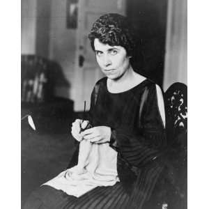  1923 photo Grace Coolidge, half length portrait, seated 