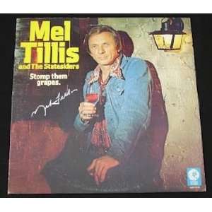 Mel Tillis   Stomp Them Grapes   Hand Signed Autographed Record Album 