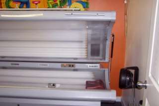   SYSTEMS SOLLUX TANNING BED 40.3 40 Bulb with 3  400 watt Face Tanners