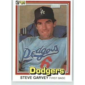 1981 Donruss #56A Steve Garvey (Surpassed 25 HR)   Los Angeles Dodgers 