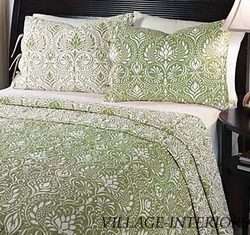 FRENCH MEDALLION TOILE GREEN OFF WHITE QUEEN QUILT + SHAMS SET  