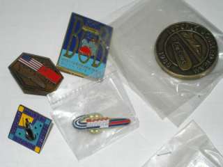 17 VINTAGE 1980S AMERICAN OLYMPIC BOBSLED PINS  