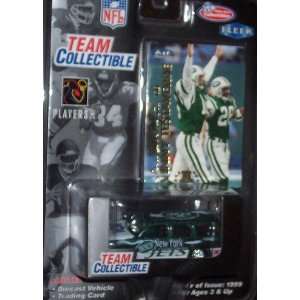  New York Jets 1999 GMC Yukon NFL Diecast Truck 164 Scale 