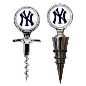  New York Yankees MLB Cork Screw and Wine Bottle Topper Set 