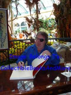   acclaimed book venetians dale chihuly was born in tacoma washington