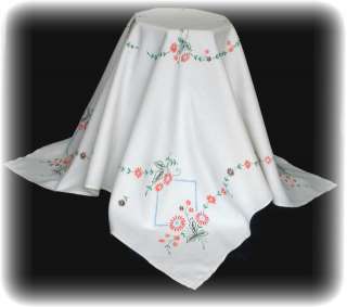 Vintage Irish Linen Hand Embroidered Table Cloth   Pretty Flowers 