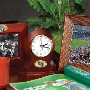  NFL Football Tennessee Titans Tasteful Walnut Finish Desk Clock 